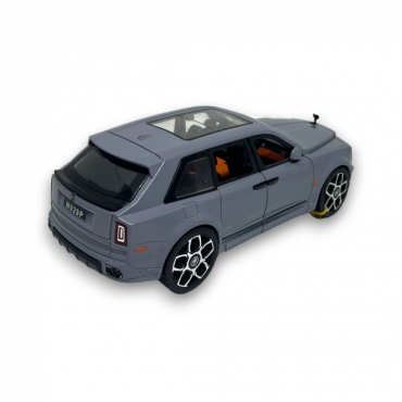 Metallic Collection Car Rolls-Royce SUV Cullinan